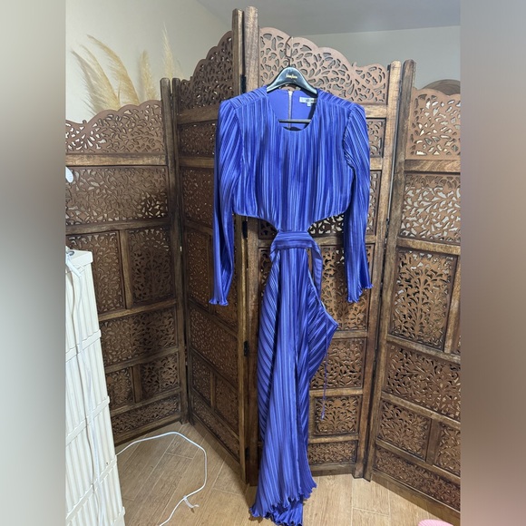 Aiifos Phillipa Gown Dress Purple - Picture 5 of 6